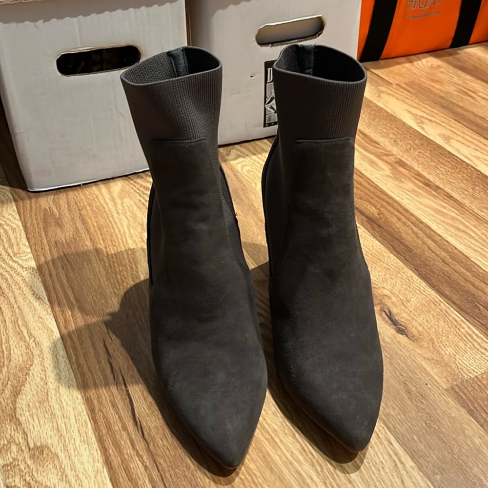 Steve Madden Richter bootie, size 7.5M, used - like new condition
